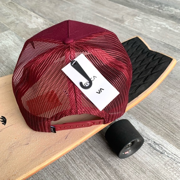 π₯π₯RVCA - TITLE TRUCKER HATπ₯π₯ - Picture 3 of 3